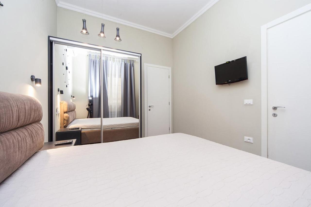 Goodrest On Deribasovskaya Apartment Odesa Exterior photo